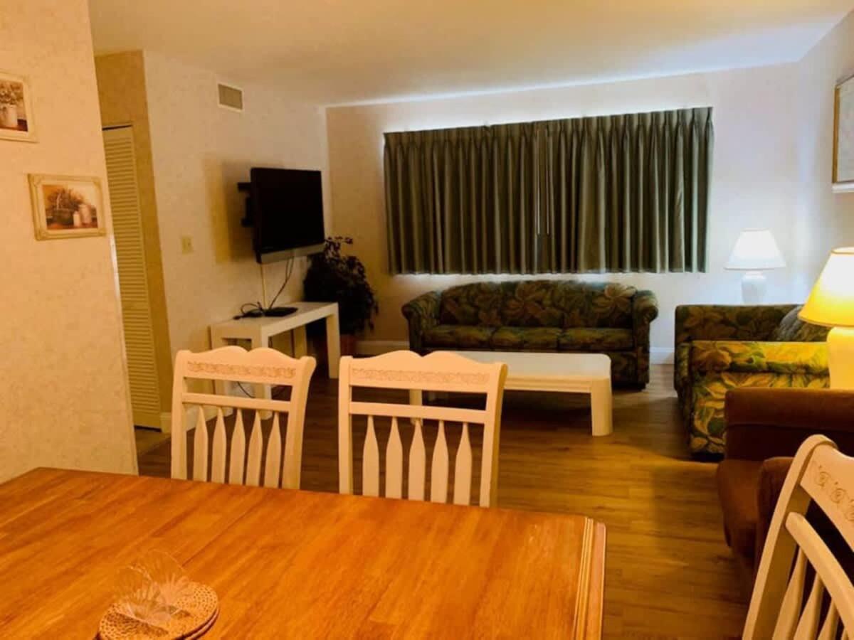 *Delightful Family Beach Retreat*Pool, Steps To The Sand*H32-3 Myrtle Beach Bagian luar foto